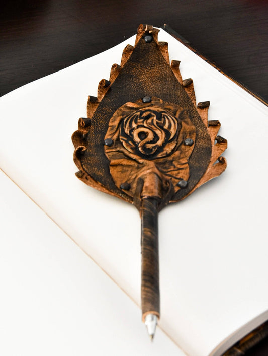 Gothic Handcrafted Leather Pen ML Marcaleather