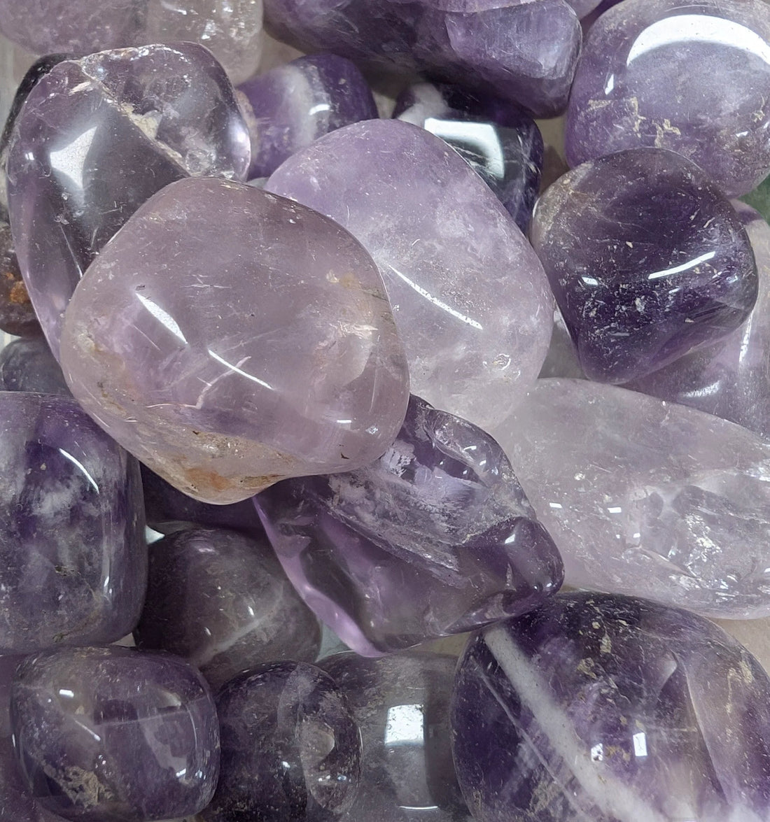 The-Allure-of-Amethyst-Discovering-the-Magic-and-Mystique The Bookstore