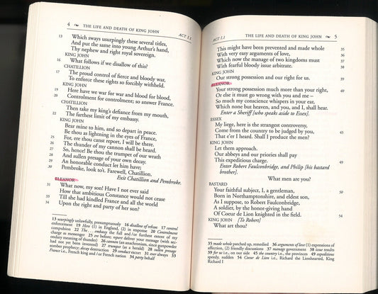 King John (The Pelican Shakespeare) William Shakespeare, Claire McEachern