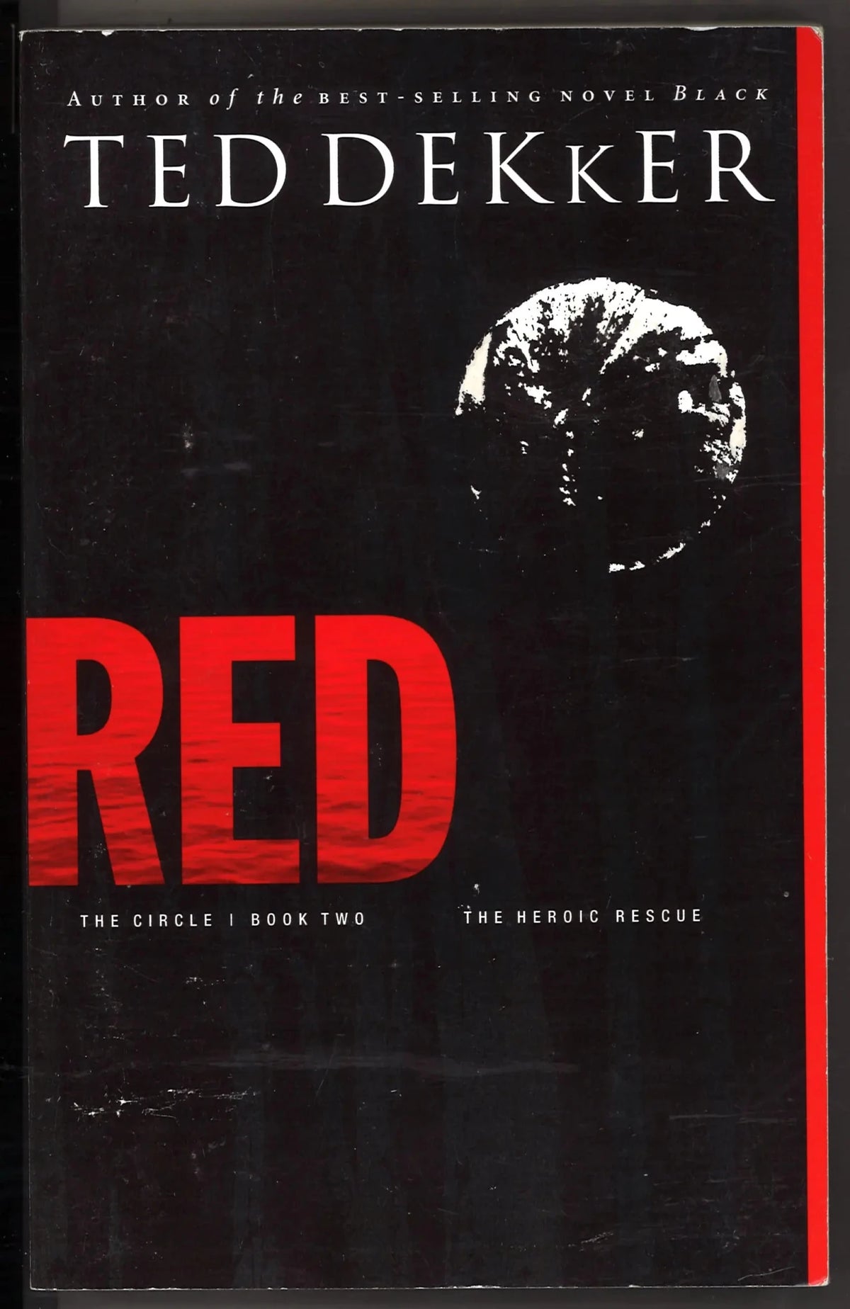Red: The Heroic Rescue (The Circle Trilogy, Book 2) - The Bookstore